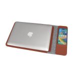 CAMDEN Tan Felt Laptop Sleeve with Magnetic Wireless Charger